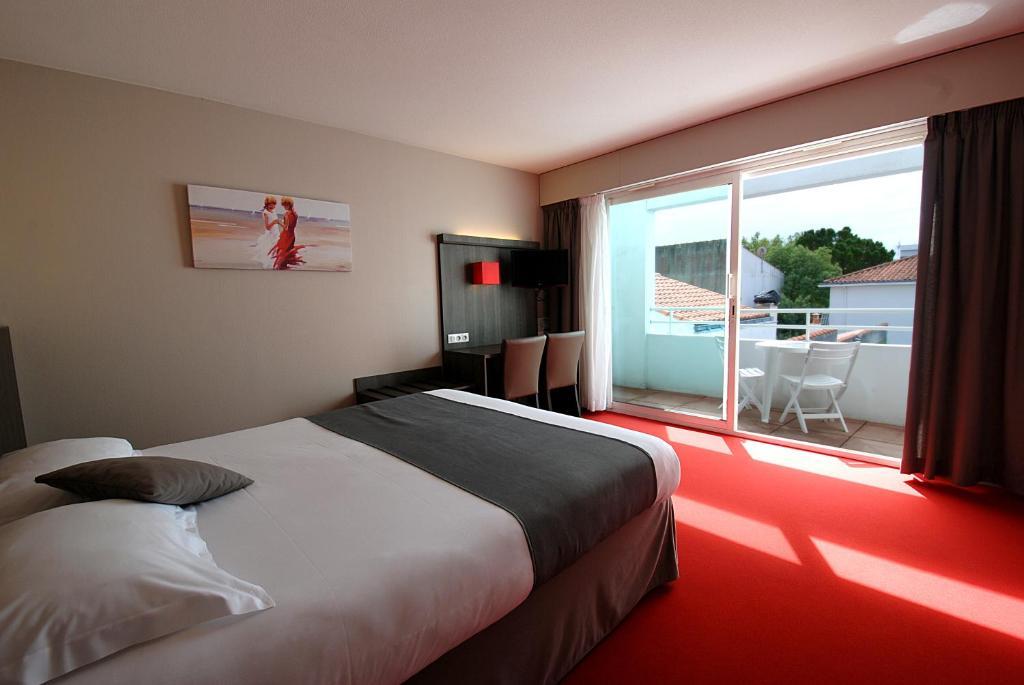Le Robinson Hotel Saint-Jean-de-Monts Eksteriør billede